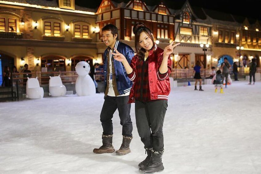 Dream World and Snow Town Theme Park at Bangkok with Return Transfer