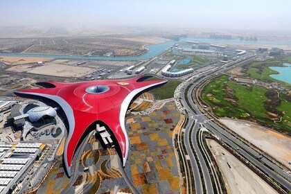 Tour della città di Abu Dhabi, incluso tour guidato e biglietti per il Ferr...