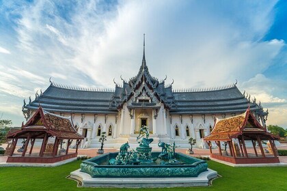 Entradas de la ciudad antigua (Mueang Boran) con traslado al hotel