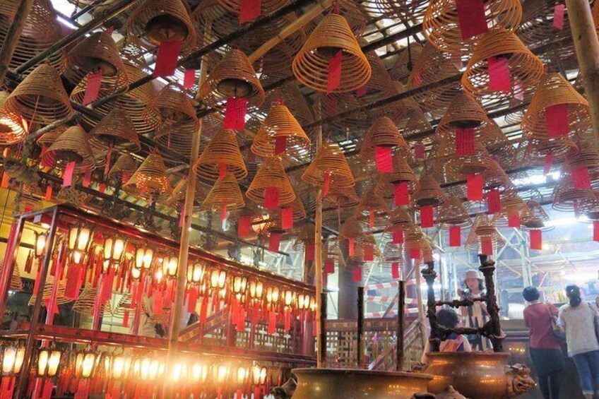 Man Mo Temple