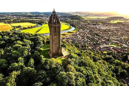 Wallace monument, Stirling Castle,Linlithgow palace, Private Tour from Edin...
