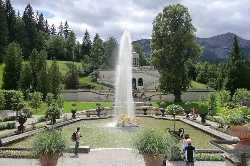 Linderhof with fountain