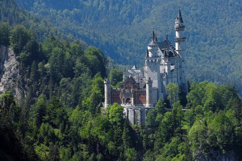 Show item 1 of 4. Skip-the-Line Day Tour from Munich to Neuschwanstein and Hohenschwangau