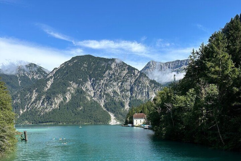 Private Neuschwanstein Castle Tour in Mercedes Van(up to 6 people) Skip the line