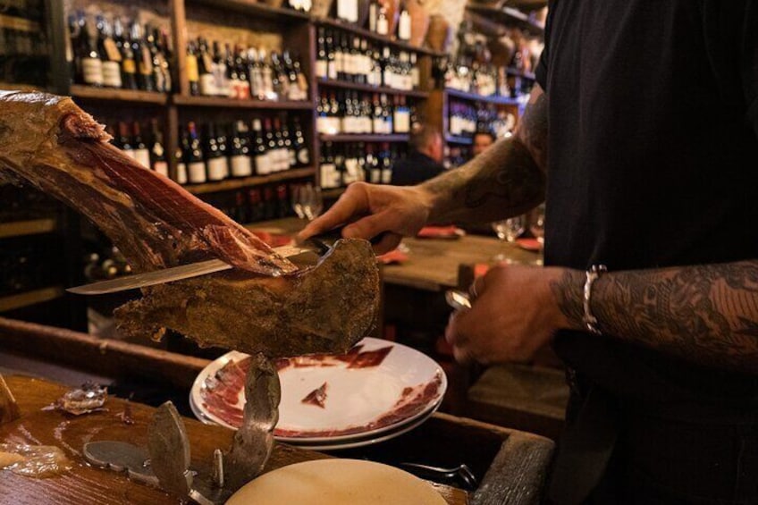 Barcelona Tapas and Wine Experience Small-Group Walking Tour