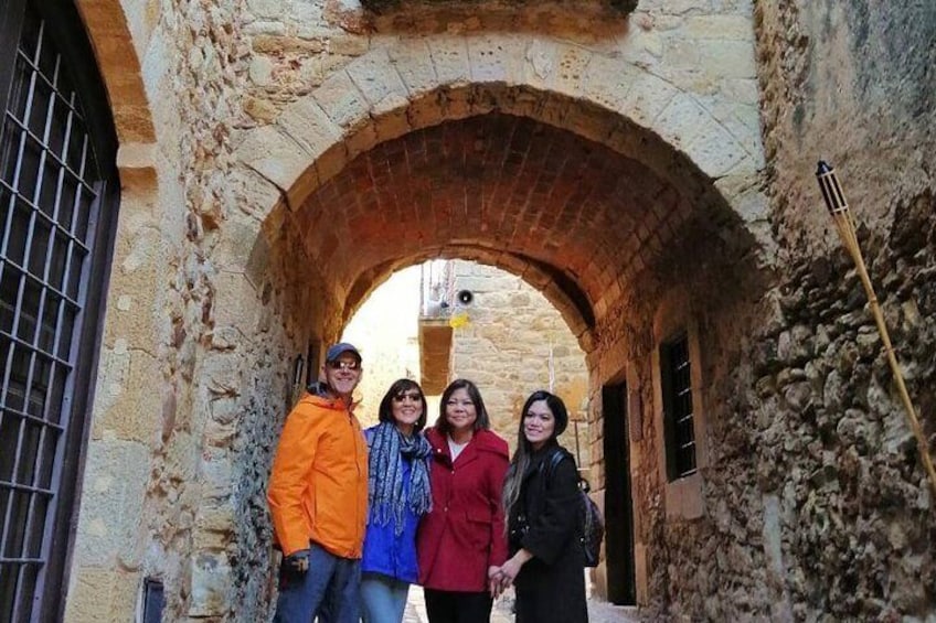 Girona and Costa Brava Small-Group Tour with Hotel pickup from Barcelona