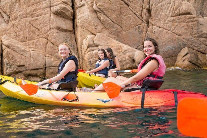 Happy kayakers!