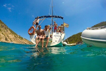 Small-Group Sail Trip in Barcelona with Paddle Boarding