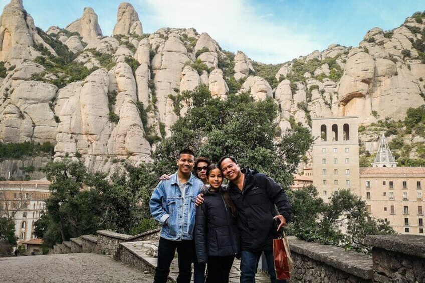 Montserrat Private Tour with La Moreneta Access and Hotel Pickup