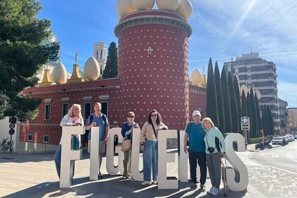 Girona und Dali-Museum in Figueres - Tour in kleiner Gruppe mit Abholung vo...