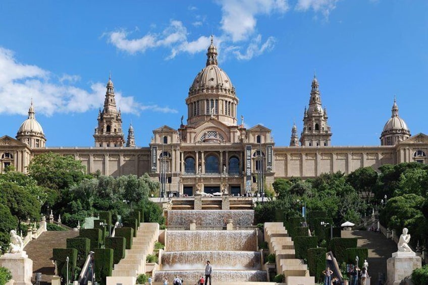 Visit the Montjuic Hill and Plaza España