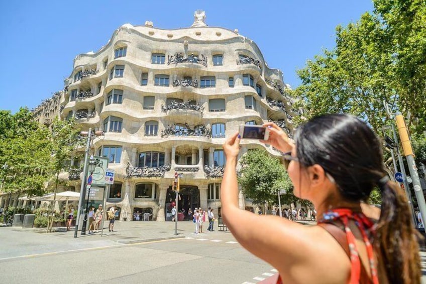 Casa Milà, Gaudi Highlights