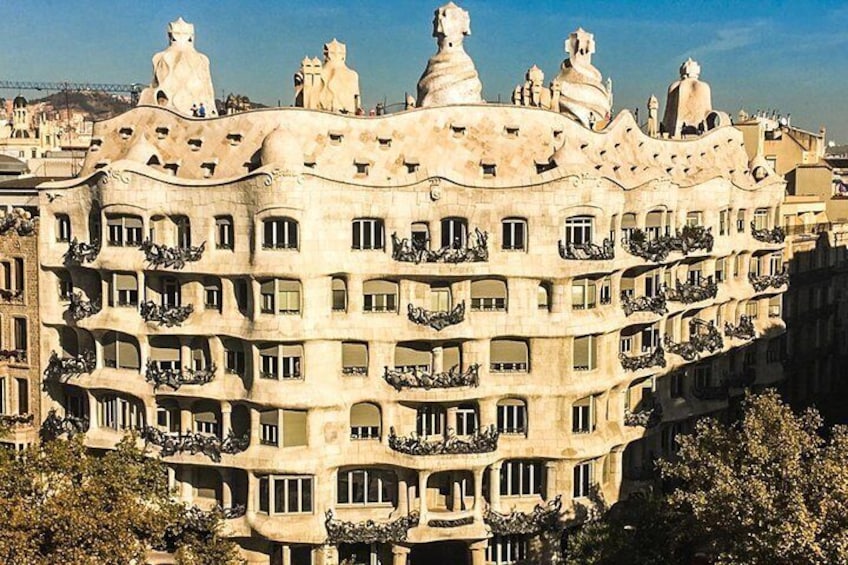 Casa Mila - Gaudi's tour