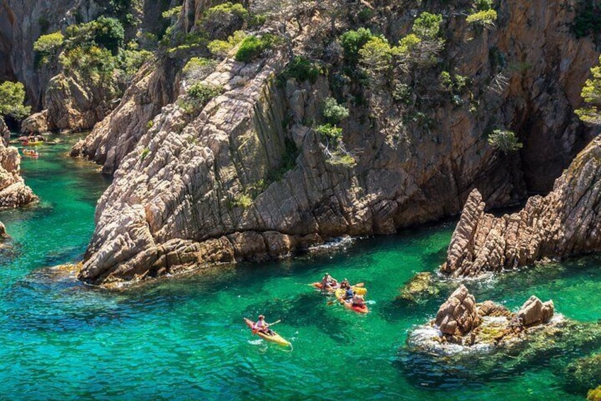 Kayaking and Snorkeling on la Costa Brava Small group