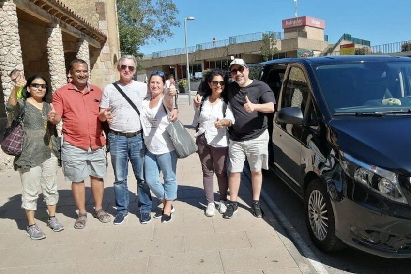 Montserrat and Penedès Small Group Tour with Hotel pick-up from Barcelona