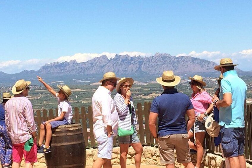 Private Montserrat Tour with Hotel pick-up from Barcelona