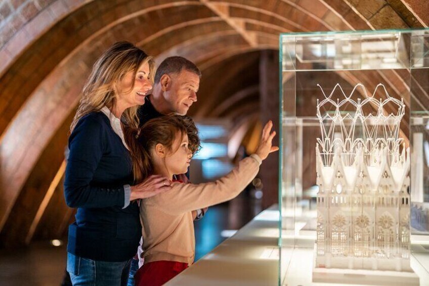 La Pedrera - Casa Mila Sunrise: Early Morning Access