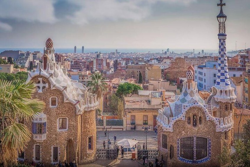 Private Half-Day Sightseeing in Barcelona