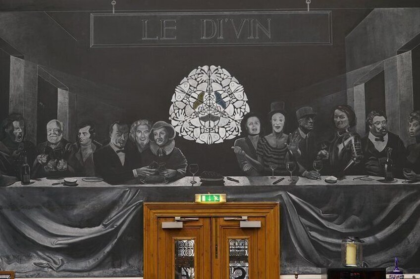 Le Di Vin take on the last supper mural