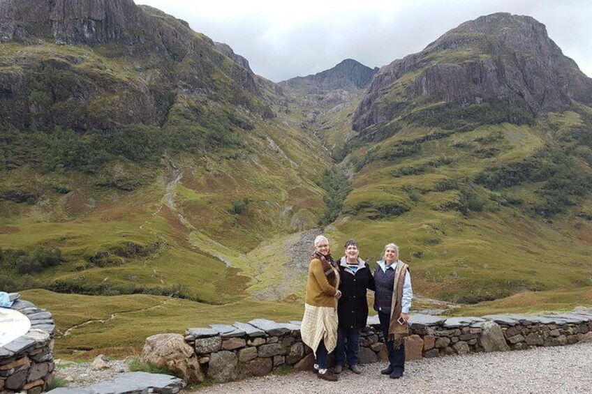 3 lovely ladies at the 3 Sisters, Glencoe