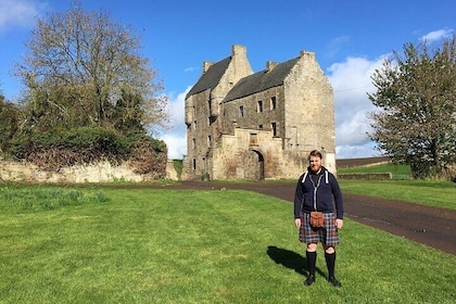 Private 'Outlander' Film Locations Day Trip from Edinburgh