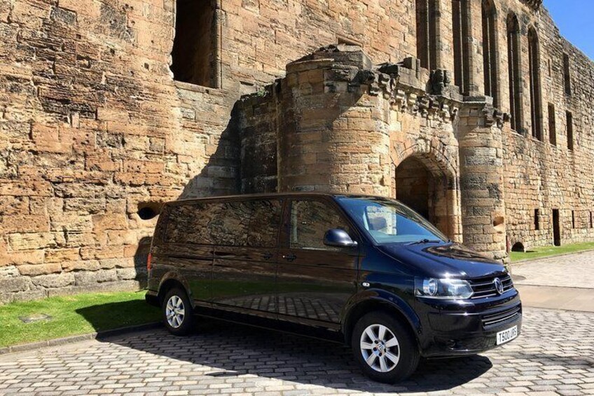 The Transportation outside Linlithgow Palace (Wentworth)