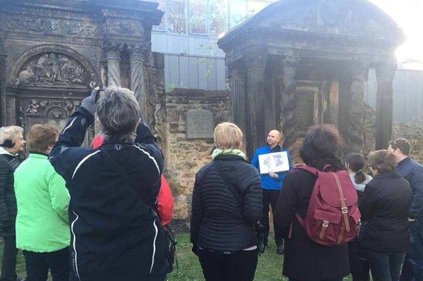 One of Edinburgh's social commentators lie here and this man has some superb stories!