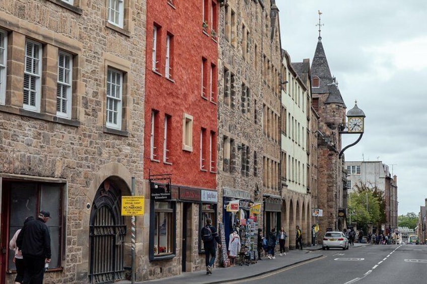 Discover the scary tales and horrifying scandals of the old city