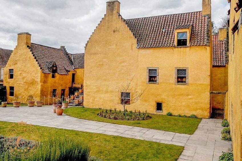 Culross Palace, used for various interior scenes in Outlander