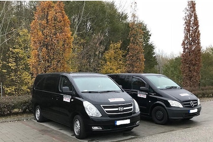 Private Budapest - Vienna transfer with 2 hours stop in Bratislava