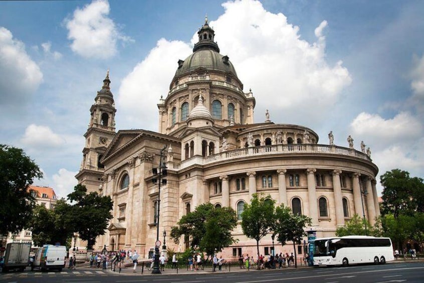 Budapest: Saint Stephen's Basilica Tour