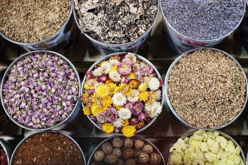Dubai Herbs market