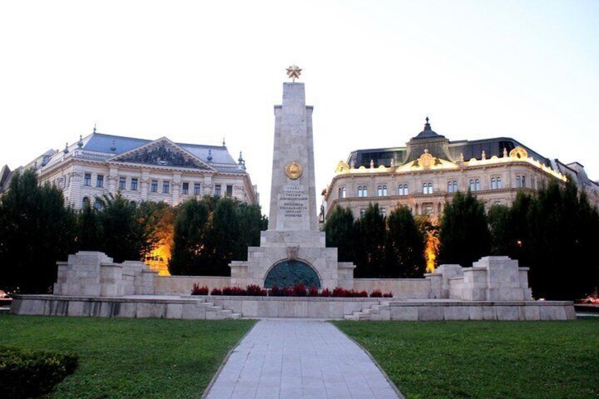 Liberty Square Soviet Memorial