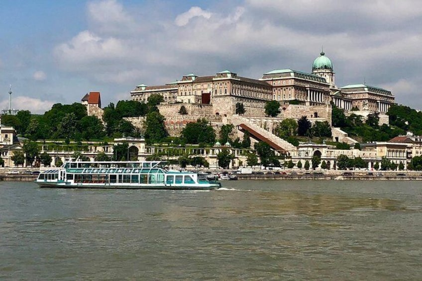 Budapest Daytime Sightseeing Cruise by Legenda City Cruises