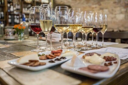 Avond wijn, kaas en Charcuterie proeven in Boedapest