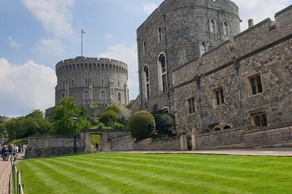 Private guided tour Windsor castle Stonehenge 