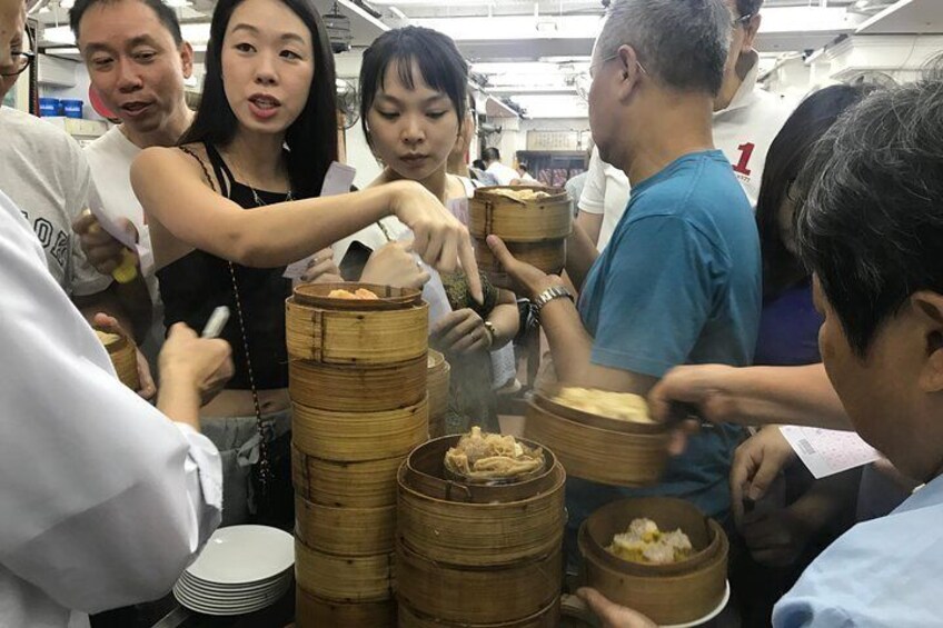 Learn how to fight for dimsum