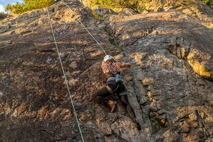 Outdoor Rock Climbing Beginner Or Intermediate At Mt Erie