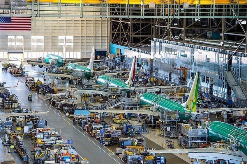 Boeing Factory Tour with Guided Transport from Seattle
