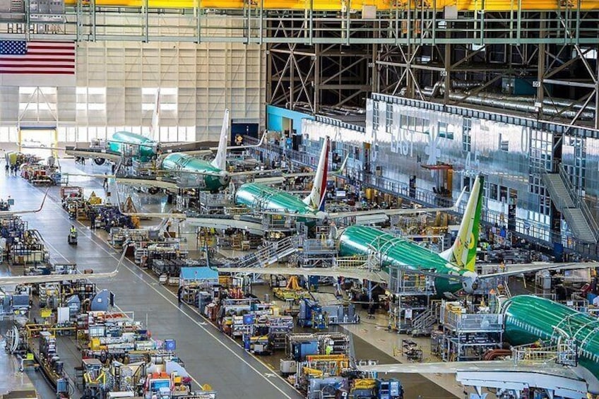 Boeing Factory Tour with Guided Transport from Seattle