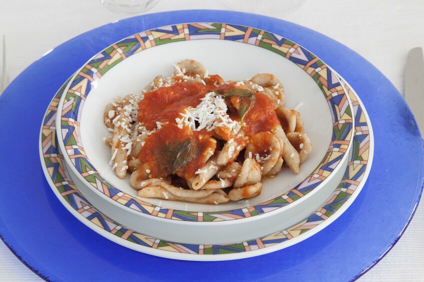 Private cooking class at a Cesarina's home in Brindisi