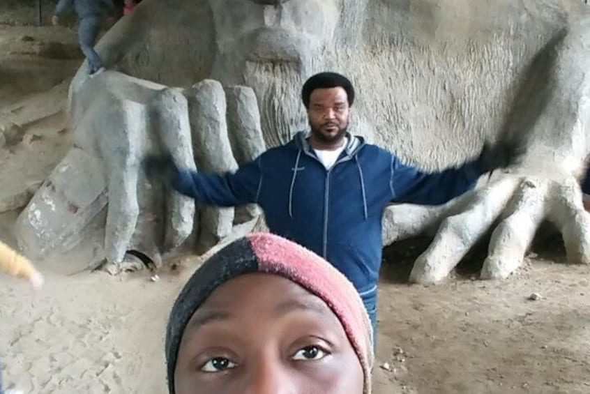 Craig Robinson from The Office Bombs my selfie at the Fremont Troll
