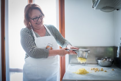 Private Pasta Making Class at Cesarina's Home In Milan