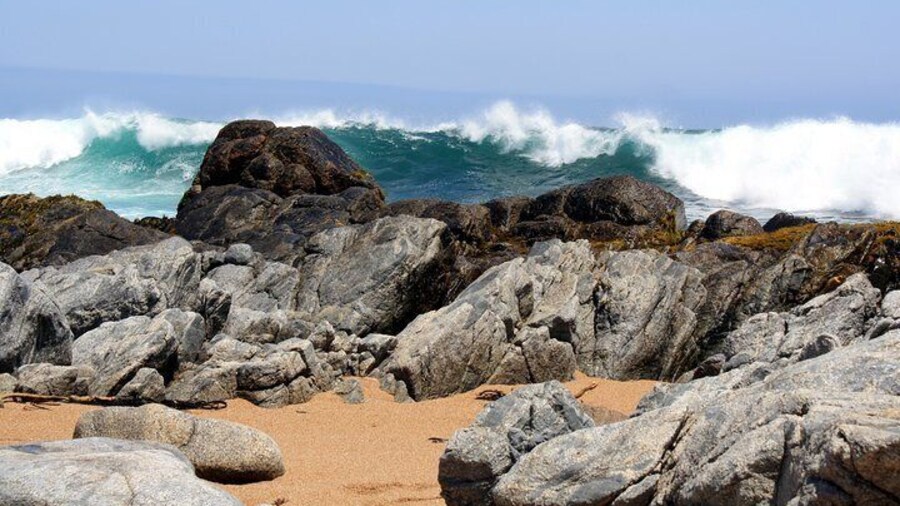 Full day tour Pomaire & Isla Negra, include Neruda house