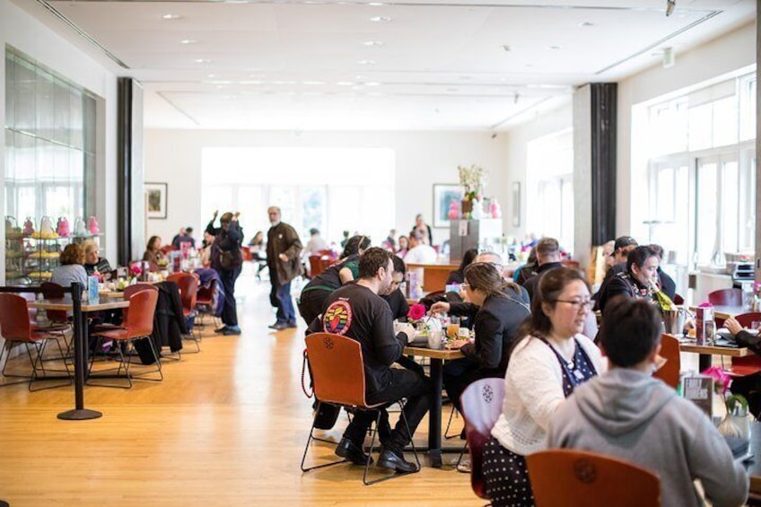 Legion of Honor cafe. Indoor and outdoor space.