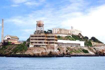 Alcatraz with Muir Woods and Sausalito Tour