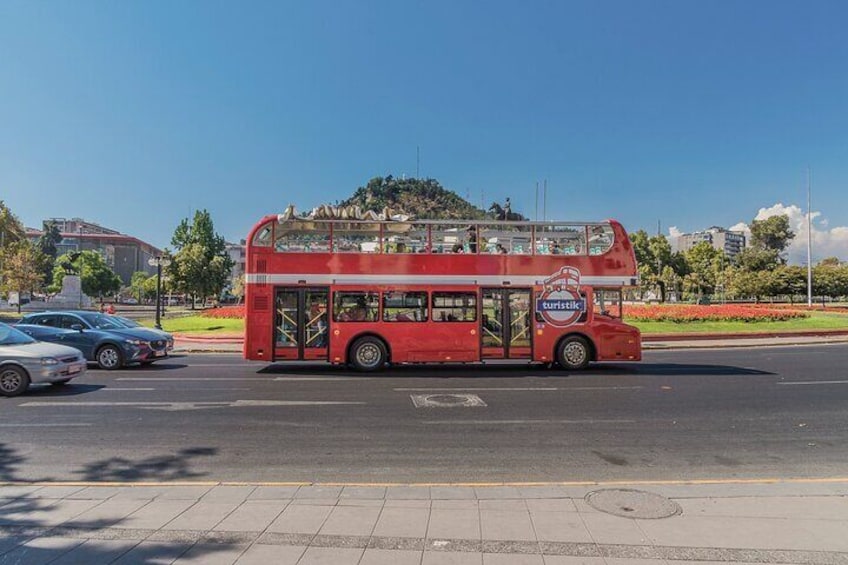 Tourist bus around Santiago for a day