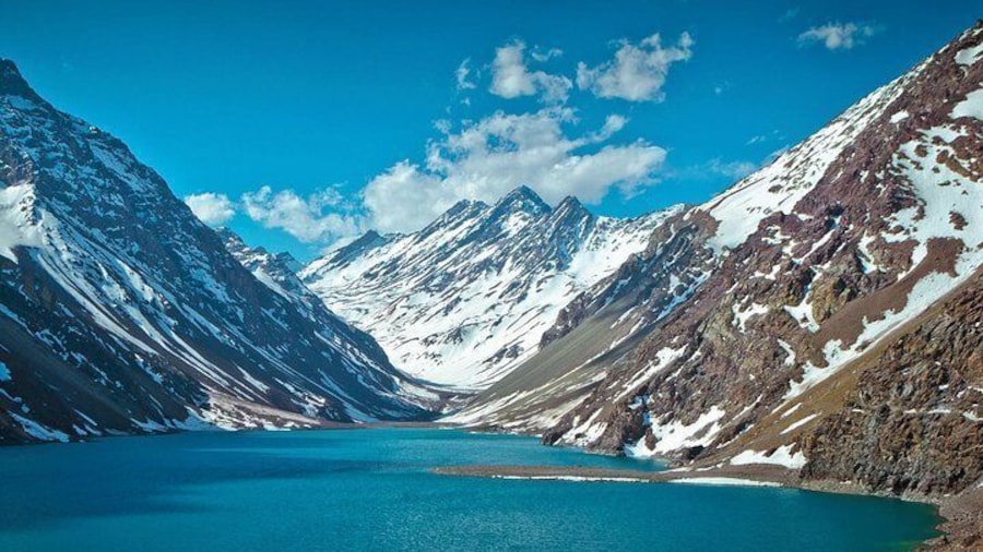 Inca Lagoon in Portillo
