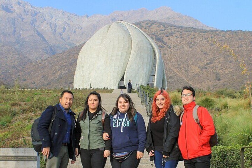 From Santiago: Bahai Temple and Cousiño Macul Vineyard