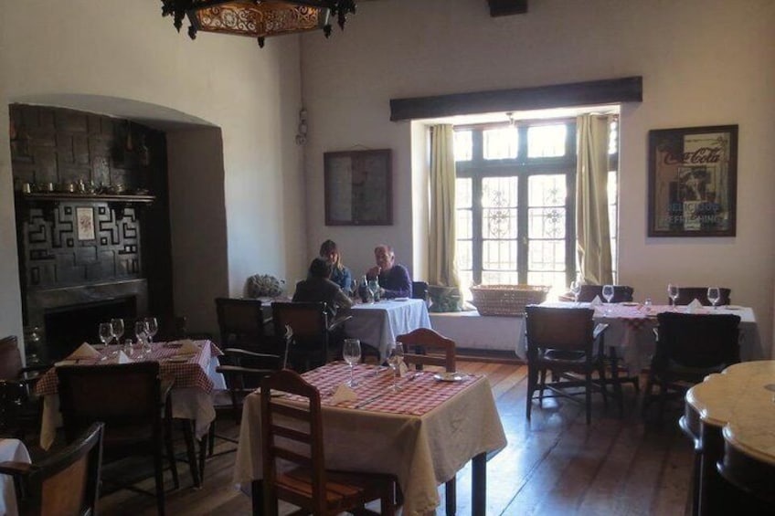 Restaurant Colonial manor. Aconcagua Valley